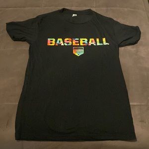 Plate Crate NWOT adult small shirt